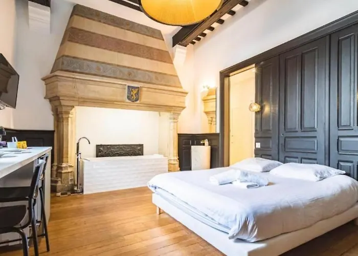 Fire, Appartement Vue Cathedrale